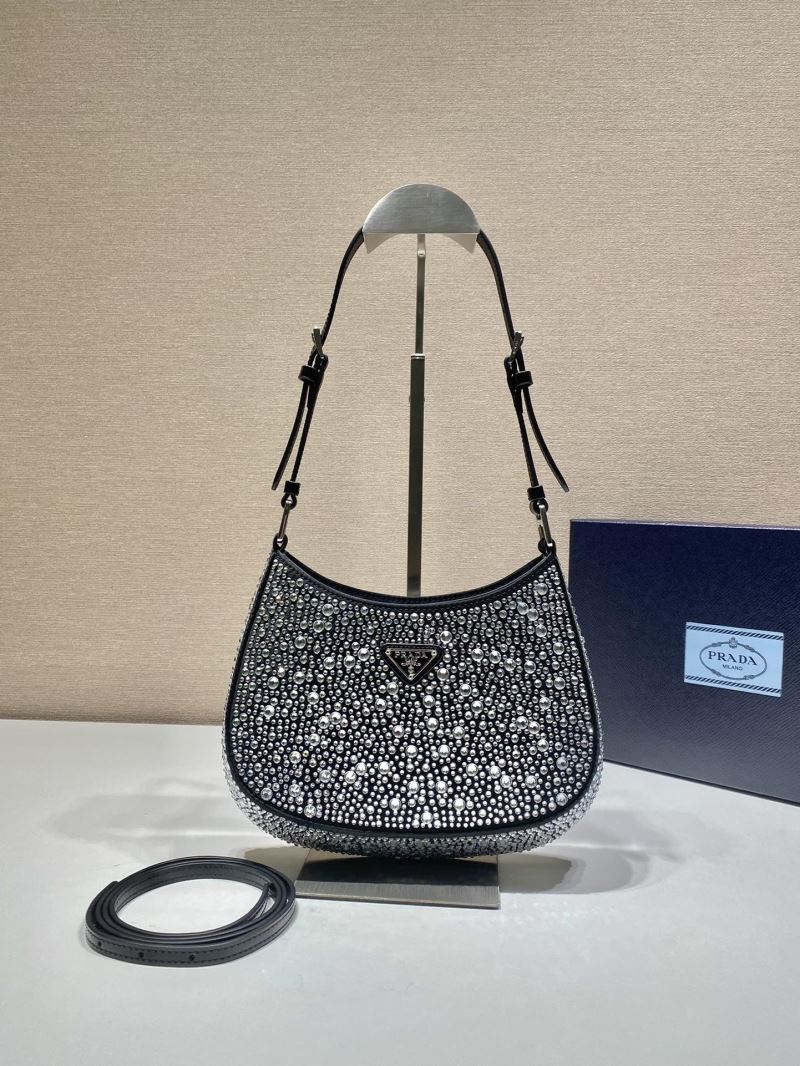 Pra*a cleo bags